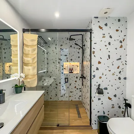 Apartamento Coastal Comfort For Four In *