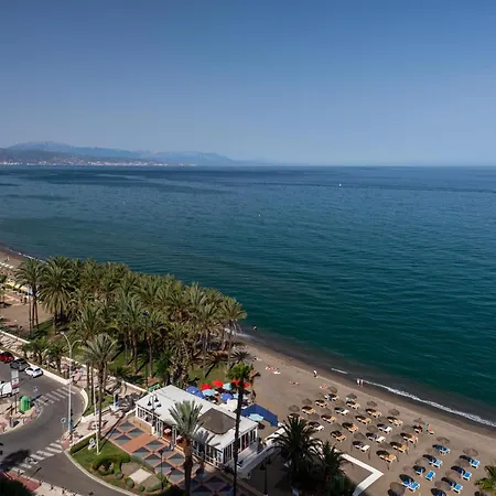 Apartment Coastal Comfort For Four In Torremolinos