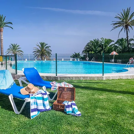 Apartamento Coastal Comfort For Four In